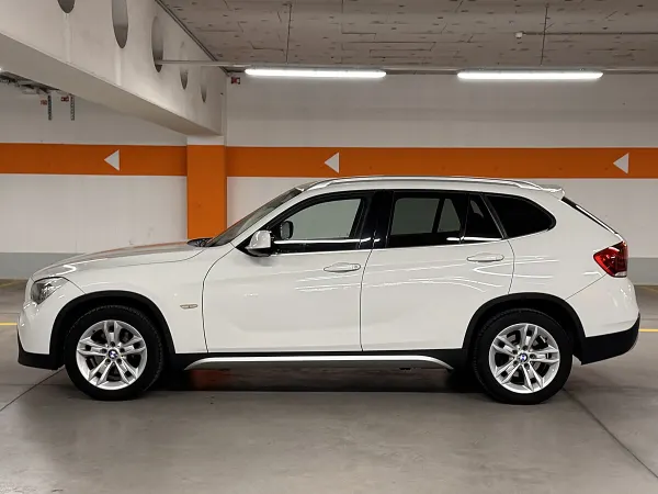 BMW X1 xDrive18d Österreich Paket gebraucht in Wien – Foto 6