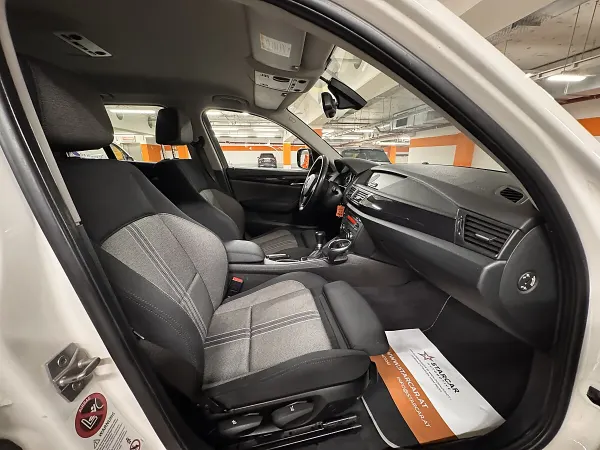 BMW X1 xDrive18d Österreich Paket gebraucht in Wien – Foto 8