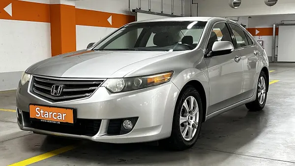 Honda Accord Tourer 2,2i-DTEC Elegance gebraucht in Wien – Foto 2
