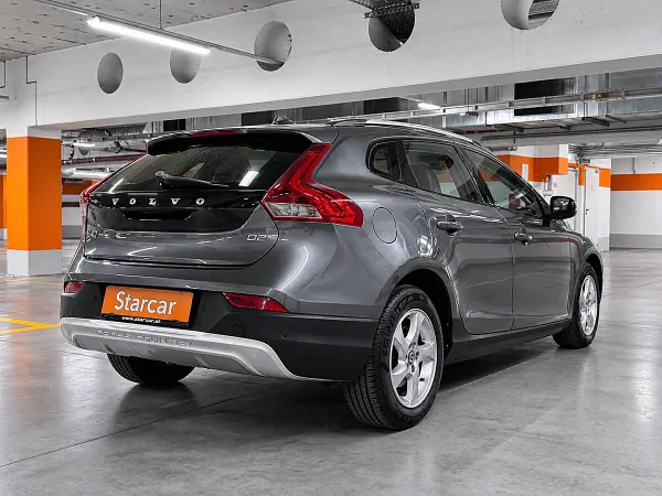 Volvo V40 Cross Country D2 Momentum Powershift gebraucht in Wien – Foto 3