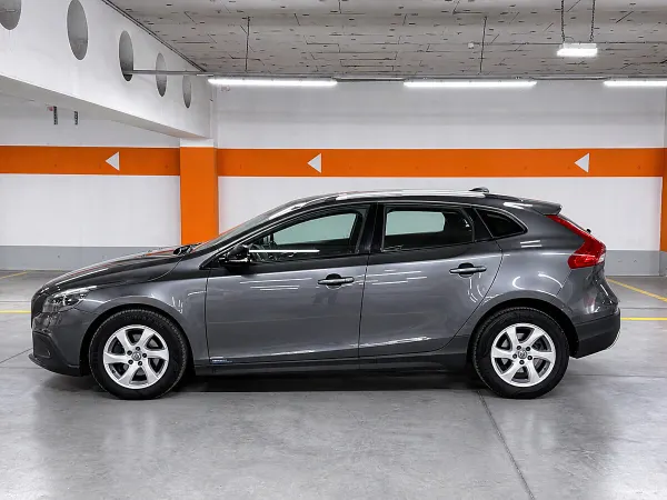 Volvo V40 Cross Country D2 Momentum Powershift gebraucht in Wien – Foto 6