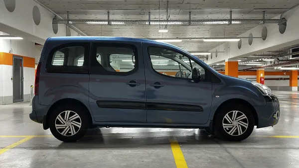 Citroën Berlingo Multispace e-HDi 90 EGS6 Collection gebraucht in Wien – Foto 7